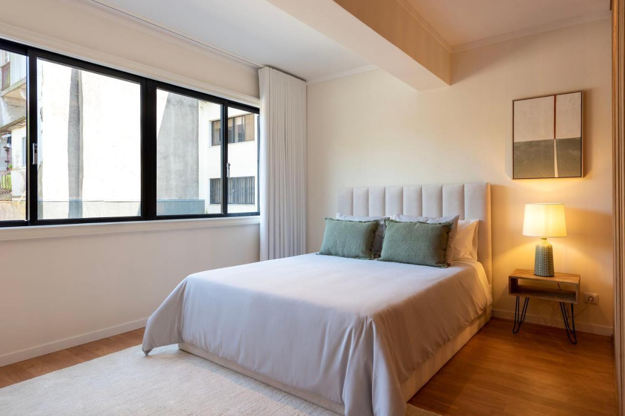Doispontozero Bragas Apartment Porto Bagian luar foto